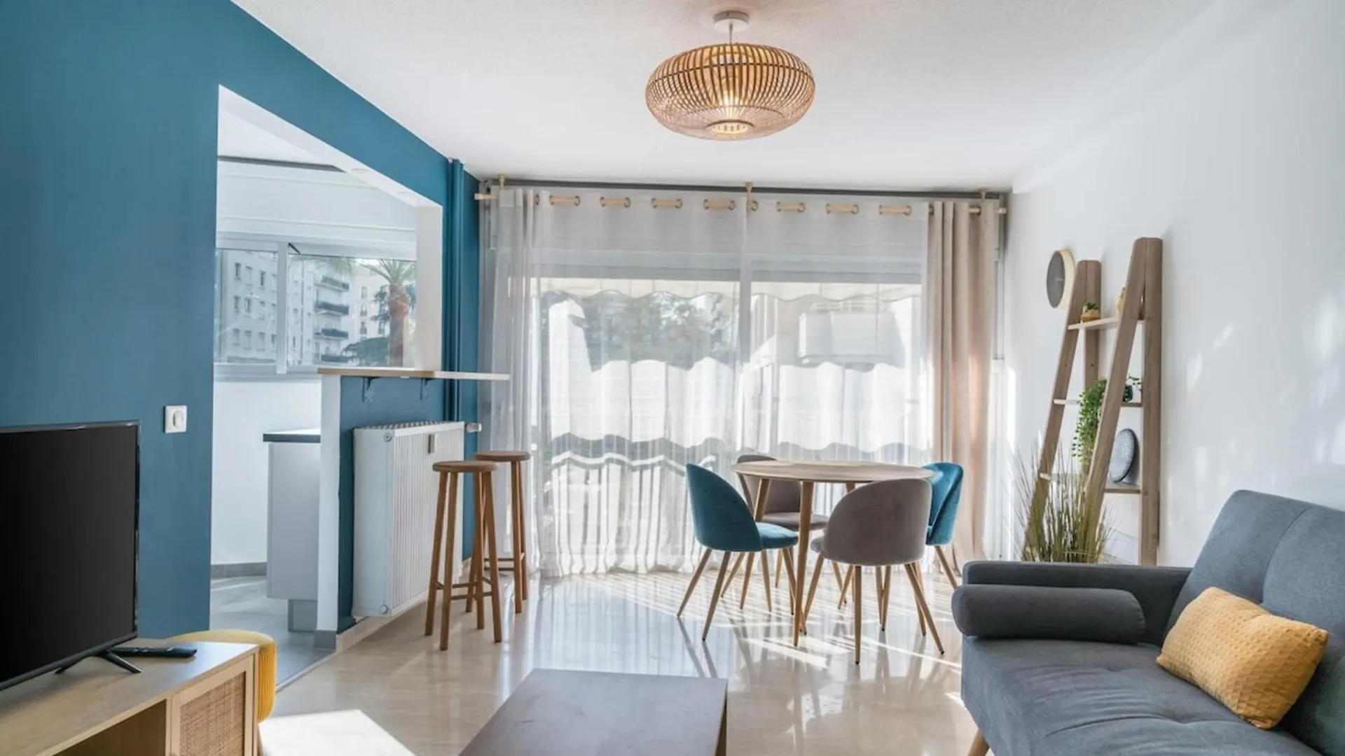Nice One Bedroom In The Heart Of Cannes France